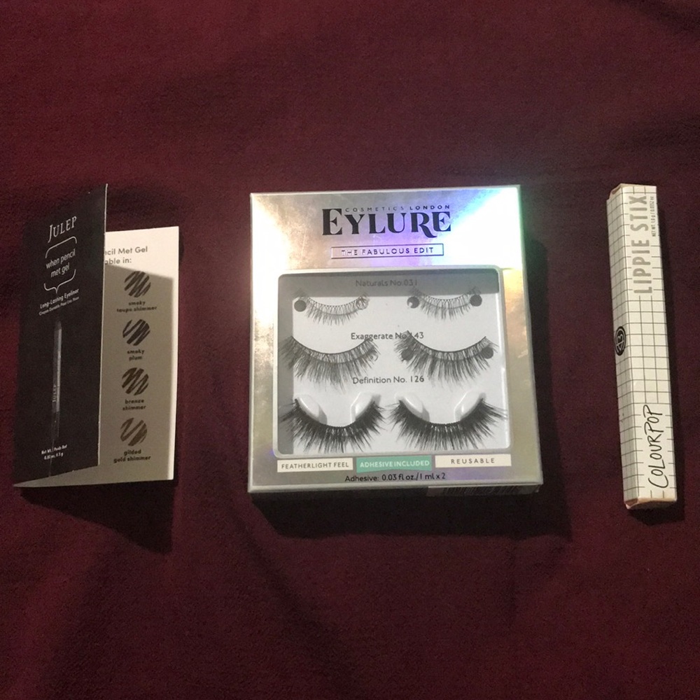 Eyelure lashes, FREE eyeliner and lipstick